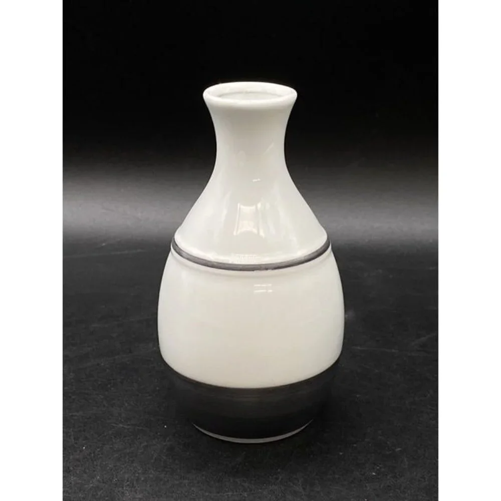 Saikai Japanese 4.5” Sake Bottle White & Gray
